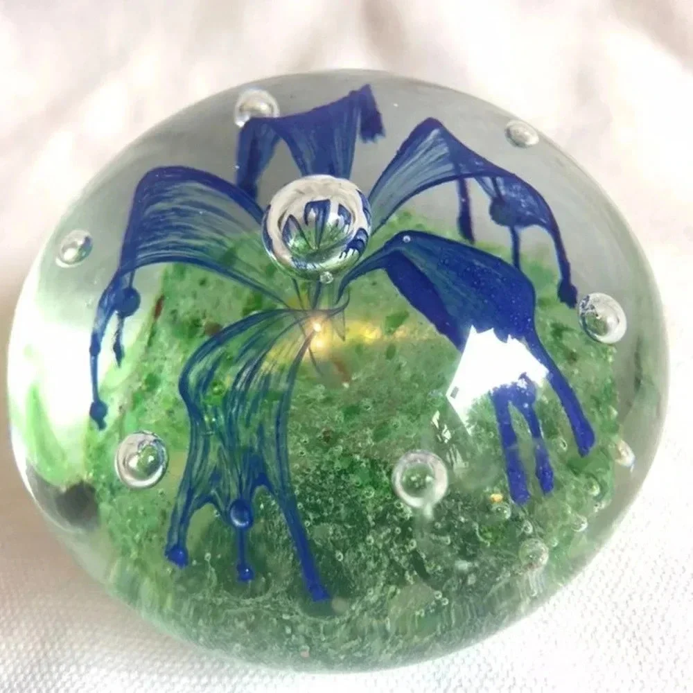 Beautiful artwork Glass Paperweight